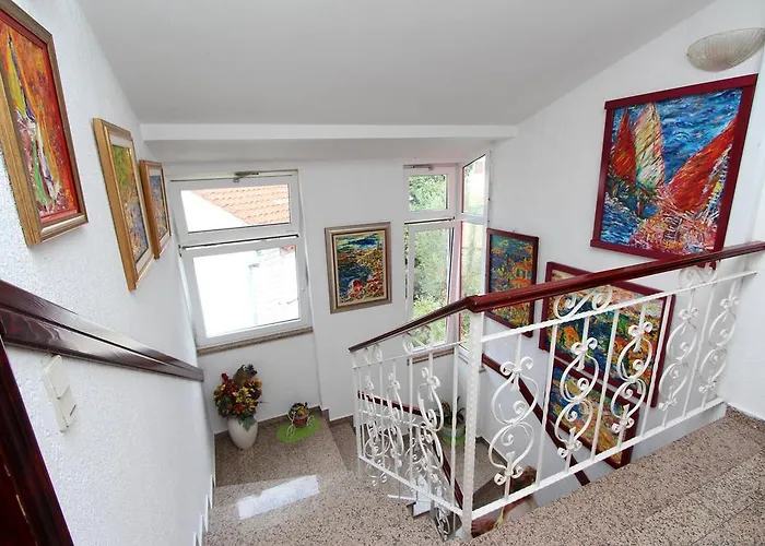 Apartment Ava