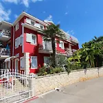 Apartman Ava *