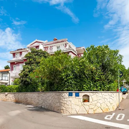 Ava * Rovinj